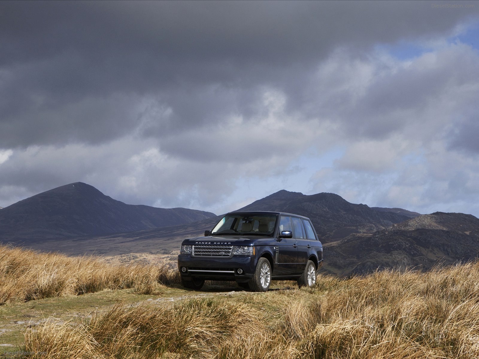 Land Rover Range Rover Black Edition 2011 Land Rover Range Rover Black Edition 2011